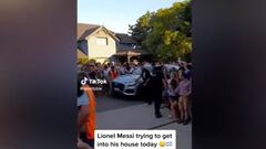 ¡Messi no podía entrar!: así fue la locura afuera de su casa en Argentina