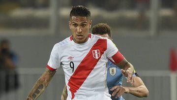 Paolo Guerrero in action for the Peru national team.