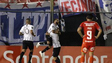 Los goles del sufrido debut cruzado en Copa Libertadores