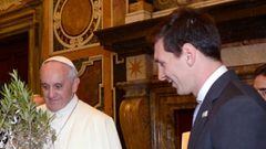 Lionel Messi con el Papa Francisco