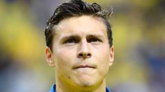 Sweden&#039;s defender Victor Lindelof
