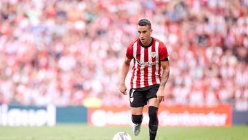 BILBAO, SPAIN - AUGUST 15: Alex Berenguer of Athletic Club in action during the La Liga Santander match between Athletic Club and RCD Mallorca at San Mames on August 15, 2022, in Bilbao, Spain. (Photo By Ricardo Larreina/Europa Press via Getty Images)