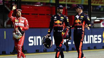 Sebastian Vettel, Daniel Ricciardo y Max Verstappen en el Gran Premio de Singapur. 