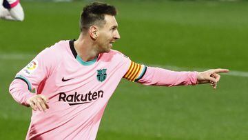 Messi celebrates scoring Bar&ccedil;a&#039;s third goal. 