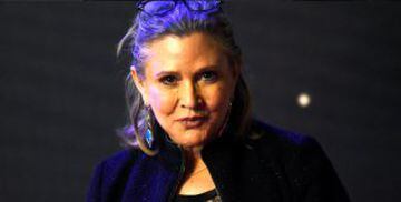 La actriz conocida por interpretar a la icónica Princesa Leia de 'Star Wars' falleció el pasado 27 de diciembre a los 60 años de edad tras no lograr superar un ataque al corazón que sufrió tres días antes a bordo de un avión. 
