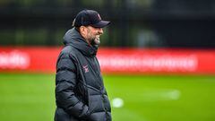 KIRKBY, ENGLAND - OCTOBER 14: (THE SUN OUT, THE SUN ON SUNDAY OUT) Jurgen Klopp manager of Liverpool during a training session at AXA Training Centre on October 14, 2022 in Kirkby, England. (Photo by Andrew Powell/Liverpool FC via Getty Images)