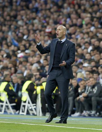 El técnico francés ha abandonado el banquillo del Real Madrid este mes de junio después haber ganado 3 Champions consecutivas. El último contrato que Zidane tenía con la entidad blanca le reportaba cerca de 21 millones de euros brutos al año.