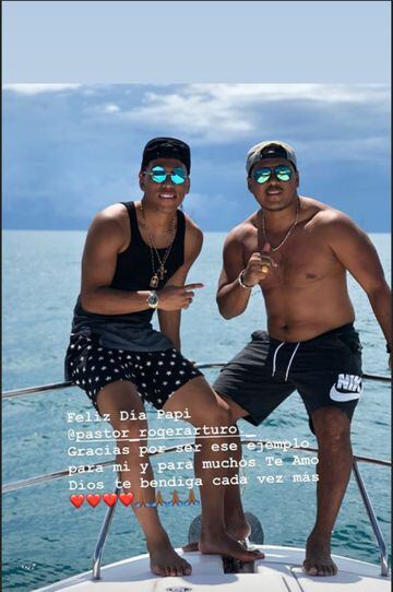 Roger Martinez subió una historia a su Instagram en la que felicita a su padre. 