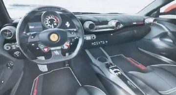 Imagen del interior del nuevo Ferrari de Carlos Sainz.