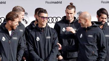 Los jugadores del Madrid, en la entrega de los Audi.