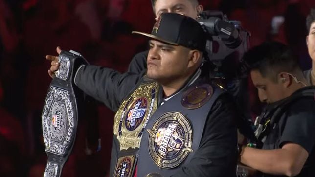 Aczino se proclama campeón de la Final Internacional Batalla de Gallos Red Bull