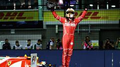 Vettel nicks pole in Singapore with stunning qualifying lap