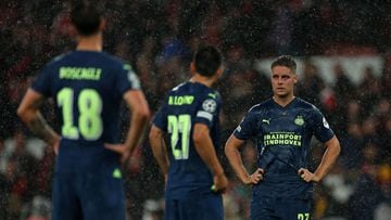 Hirving Lozano’s PSV Eindhoven lose to Arsenal