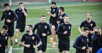 Croatia's team players take part in a training session of Croatia's national football team at the Luzhniki training field, in Moscow, on July 9, 2018 ahead of their Russia 2018 semi-final football match against England.