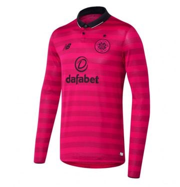 If you're going pink you might as well go all in, as Celtic did for their 16/17 kit. The Daily Mirror said it was "intensely, deeply, frighteningly, nauseatingly PINK". But what do they know? Another clear pink winner.