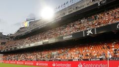 El Valencia-Getafe tuvo de todo: roja en el 1' y expulsión injusta a Cabaco