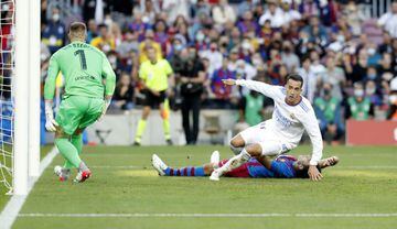 Lucas Vázquez, en el momento de hacer el segundo gol del Madrid