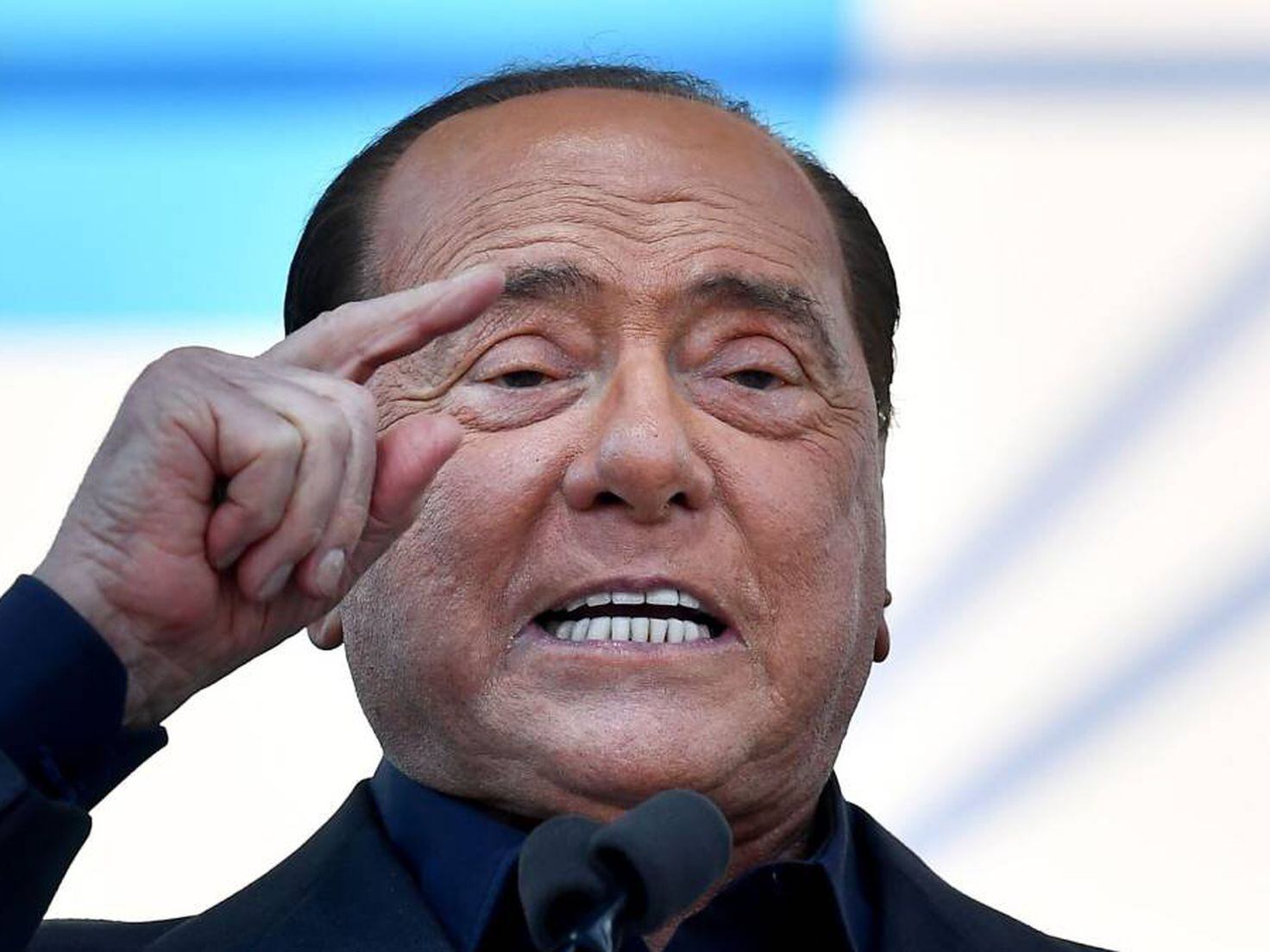 La 'dama blanca' de Berlusconi, Internacional