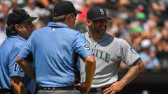 MLB: Mariners' Santiago first player banned for foreign substance amid crackdown