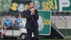 Gustavo Poyet, tranquilo tras la eliminación ante Palmeiras: "Estaría preocupado si..."