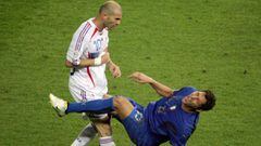 Zinedine Zidane, tras propinar un cabezazo en el pecho a Marco Materazzi en la final del Mundial de Alemania 2006.