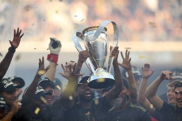LAFC Born x Raised 2022 MLS Cup Champions Scarf - Cream