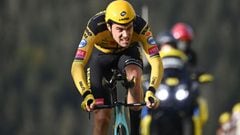 El ciclista neerland&eacute;s Tom Dumoulin llega a la meta de La Planche des Belles Filles en la contrarreloj final del Tour de Francia 2020.