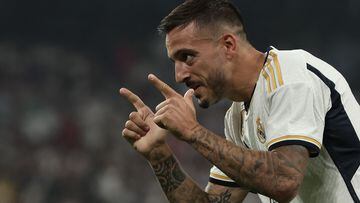 Real Madrid's Spanish forward #14 Joselu celebrates after scoring his team's second goal during the Spanish league football match between Real Madrid CF and UD Las Palmas at the Santiago Bernabeu stadium in Madrid on September 27, 2023. (Photo by Thomas COEX / AFP)