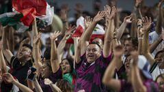 Afici&oacute;n Mexicana durante el partido contra Trinidad y Tobago