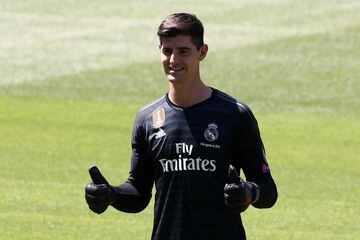 Courtois' presentation at Real Madrid in pictures