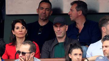 Tennis - French Open - Roland Garros, Paris, France - June 10, 2018   Former Real Madrid coach Zinedine Zidane in the stands watching the final between Spain&#039;s Rafael Nadal and Austria&#039;s Dominic Thiem    REUTERS/Gonzalo Fuentes