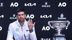 El tenista serbio Novak Djokovic, en rueda de prensa tras ganar el título en el Open de Australia.