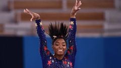 How many Olympic medals has Simone Biles? What&#039;s her position in US historical ranking?