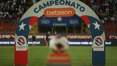 El duro golpe que recibieron cinco clubes del fútbol chileno