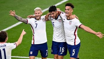 The U.S. Soccer Federation and Turner Sports have reached an 8 year agreement for the broadcasting rights of U.S. men and women&#039;s national team games