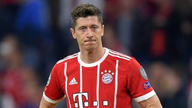 Robert Lewandowski Best Centre-Forward In The World, Says Bayern Munich  Chairman