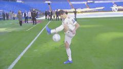 Real Madrid: Brahim Díaz's flicks and tricks in Bernabéu unveiling