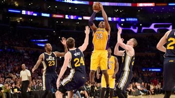 Kobe Bryant, durante el &uacute;ltimo partido de su carrera entre Los &Aacute;ngeles Lakers y Utah Jazz, en el que anot&oacute; 60 puntos