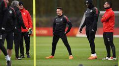 La 'advertencia' de Mourinho a Rojo cuando llegó Alexis al United