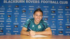 Ian Poveda deja el Leeds de Bielsa y va al Blackburn Rovers