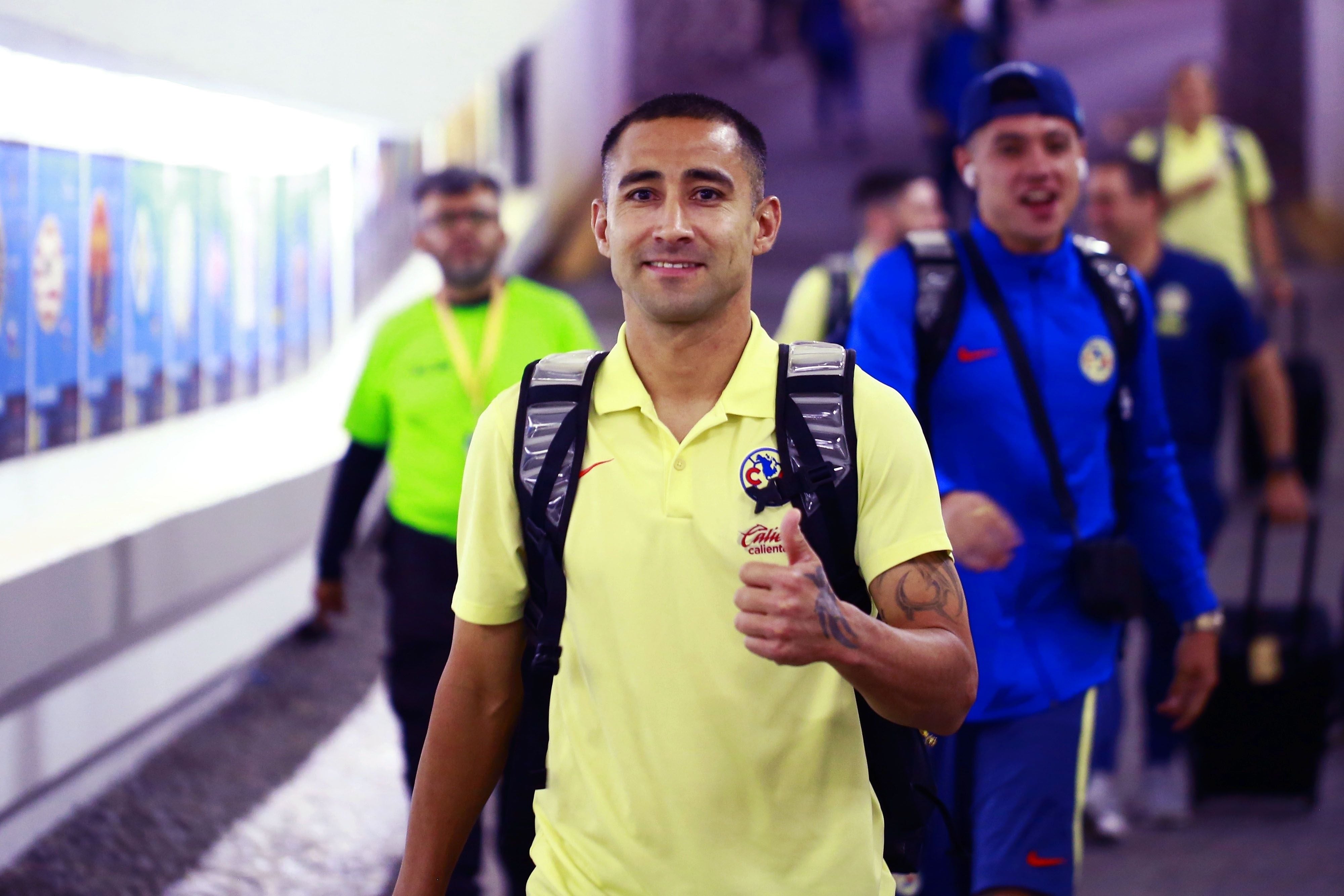 Luis Fuentes se despide del América: “Me voy tranquilo sabiendo que está el ‘Chicote’ Calderón”