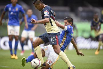 América y Tigres regalan intenso empate en el Azteca