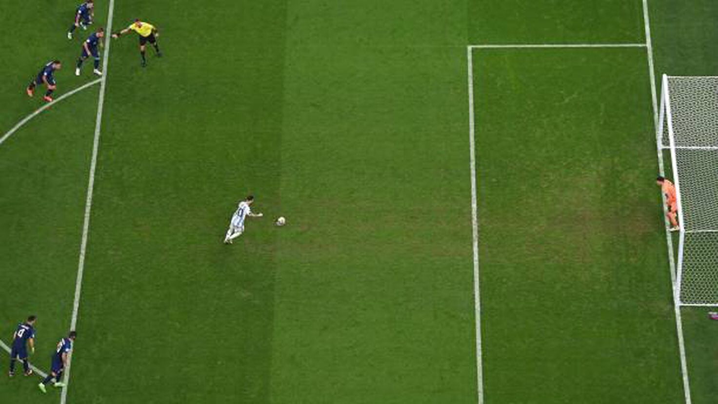 What is a penalty shootout and how does it work in the World Cup? 