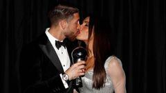 Sergio Ramos y Pilar Rubio se besan en los Premios The Best.