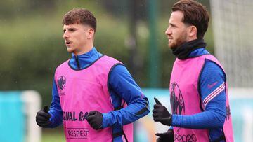 Mason Mount and Ben Chilwell told to isolate up to and including 28 June
