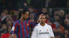 Ronaldinho y Roberto Carlos con Barcelona y Real Madrid