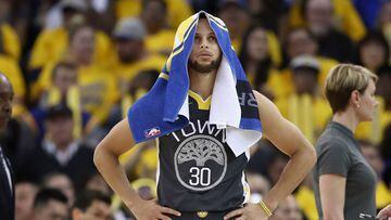 OAKLAND, CA - MAY 01: Stephen Curry #30 of the Golden State Warriors stands on the court during a time out of their game against the New Orleans Pelicans in Game Two of the Western Conference Semifinals during the 2018 NBA Playoffs at ORACLE Arena on May 
