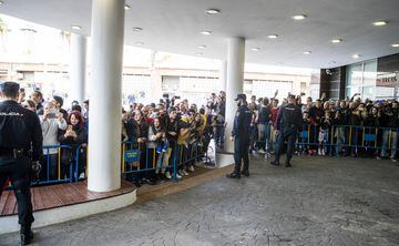 Real Madrid fans wait for the team at the hotel in Melilla.