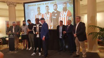 Iru, Paredes, Nico Williams y Villalibre, premiados por el Torneo Dani Güeñes Trophy