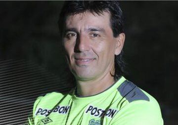 Eduardo Niño: El eterno suplente de la portería del a Selección Colombia. Sus cualidades eran innegables, pero siempre estuvo condenado al banco ya que por encima de él estaba René Higuita.  